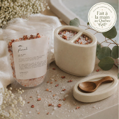 Pot en céramique avec sels de bain — Rituel spa floral ou nordique (10 à 11 bains)