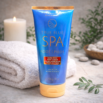 Crème super riche pour les pieds beurre de Karité True Blue SPA - Bath & Body Works